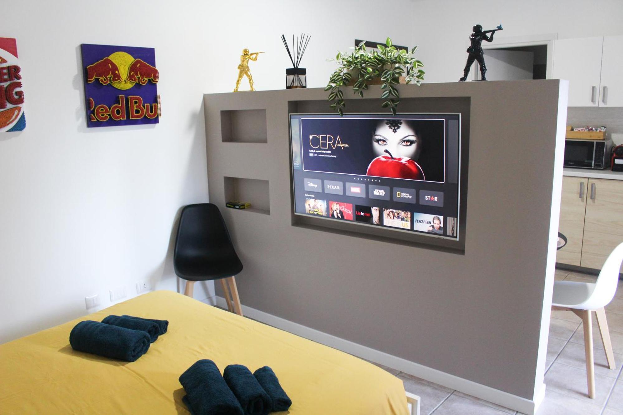 La Suite Dell'Artista Swimming Pool And Air Conditioning Stresa Exterior photo